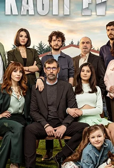 Кадры из сериала Бумажный дом