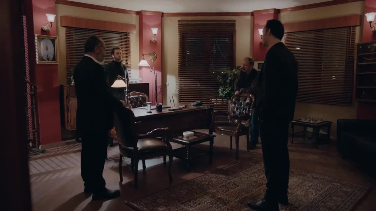 Кадры из сериала Чукур 37 серия 1 сезон (2017)