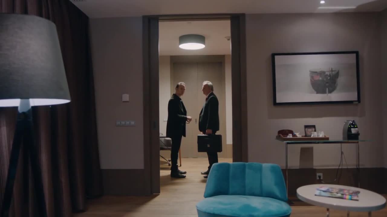 Кадры из сериала Чукур 52 серия 1 сезон (2017)