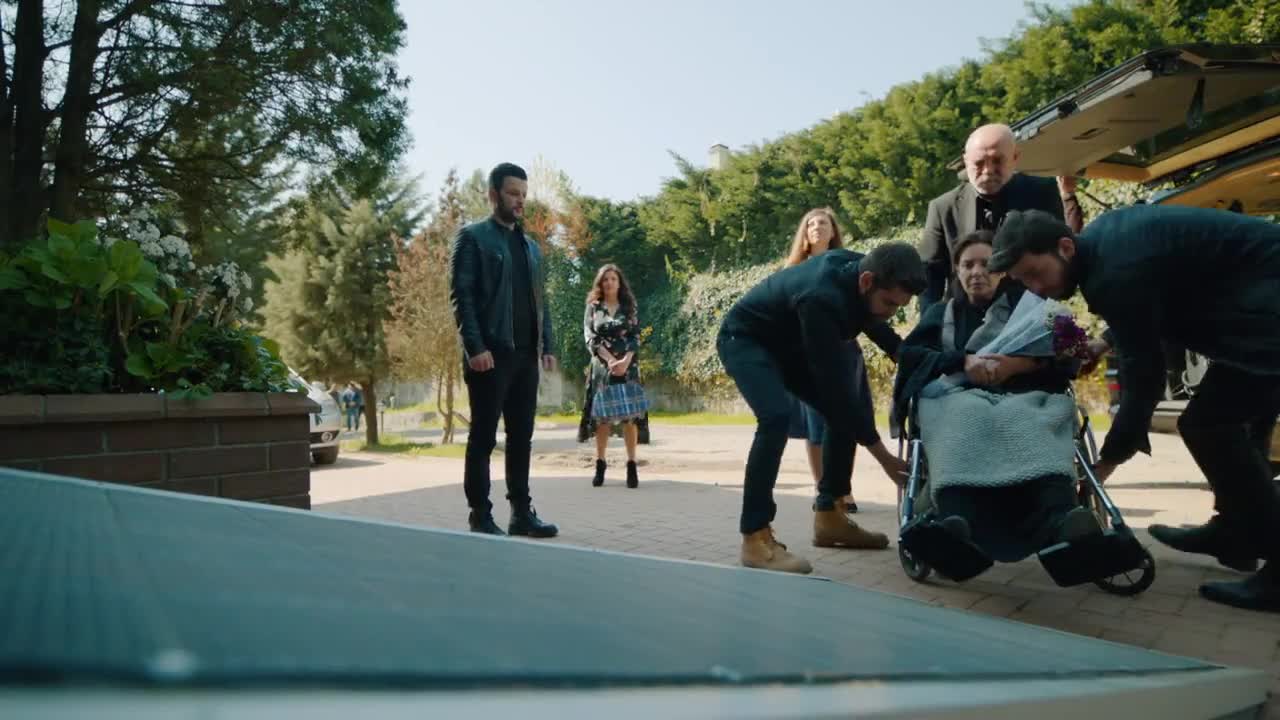 Кадры из сериала Чукур 79 серия 1 сезон (2017)