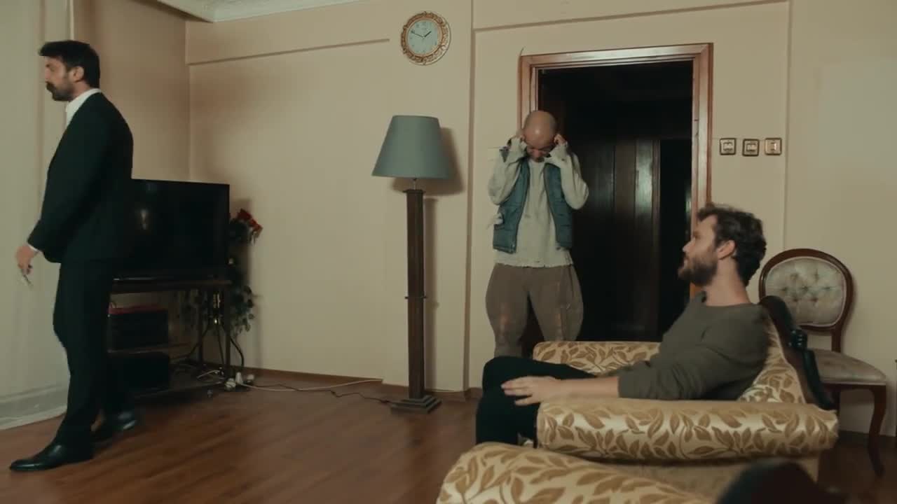 Кадры из сериала Чукур 8 серия 2 сезон (2017)