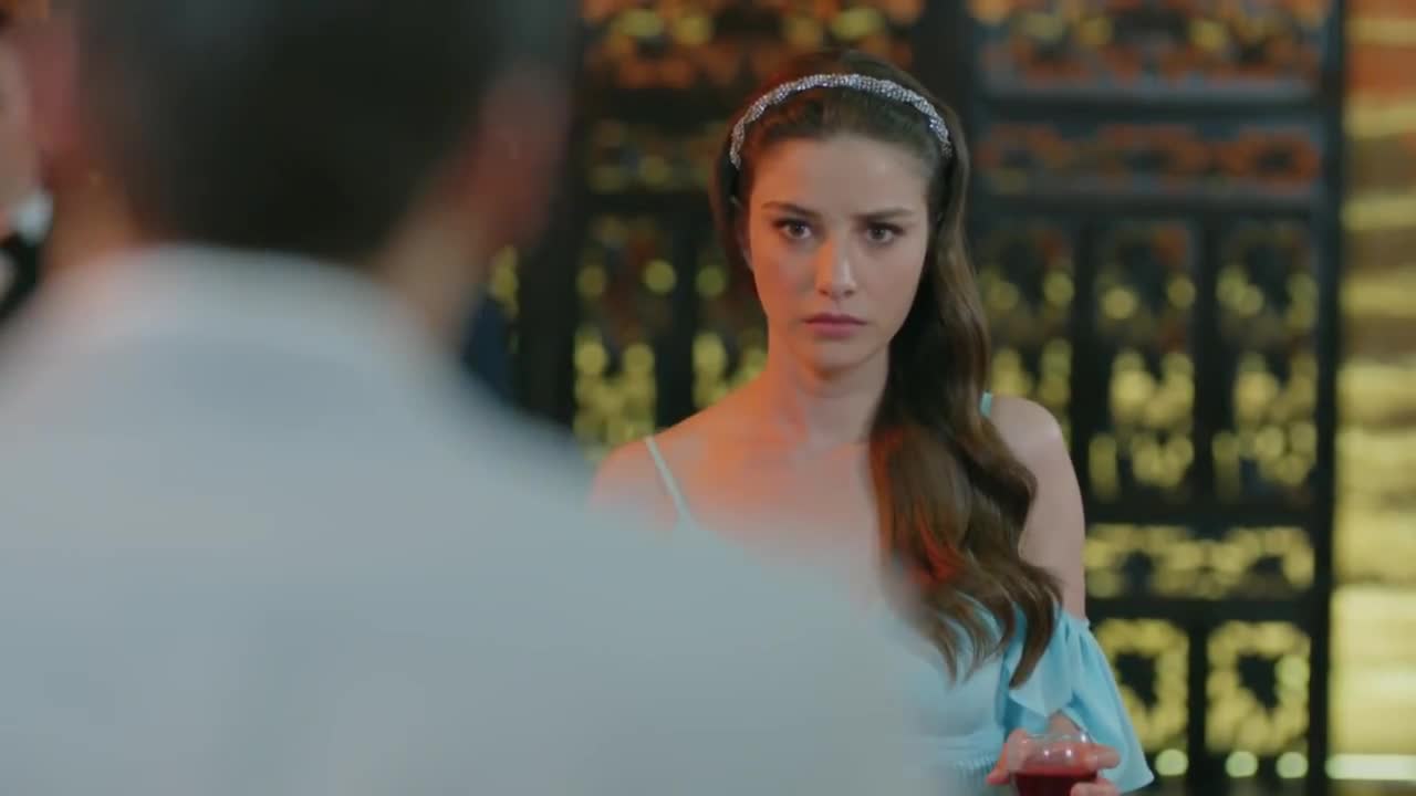 Кадры из сериала Полнолуние 3 серия 1 сезон (2017)