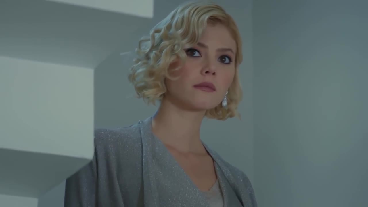 Кадры из сериала Полнолуние 58 серия 1 сезон (2017)
