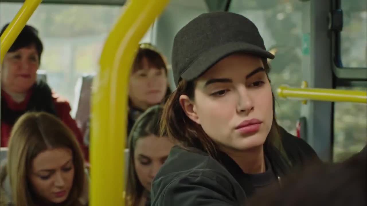 Кадры из сериала Госпожа Фазилет и ее дочери 1 серия 1 сезон (2017)