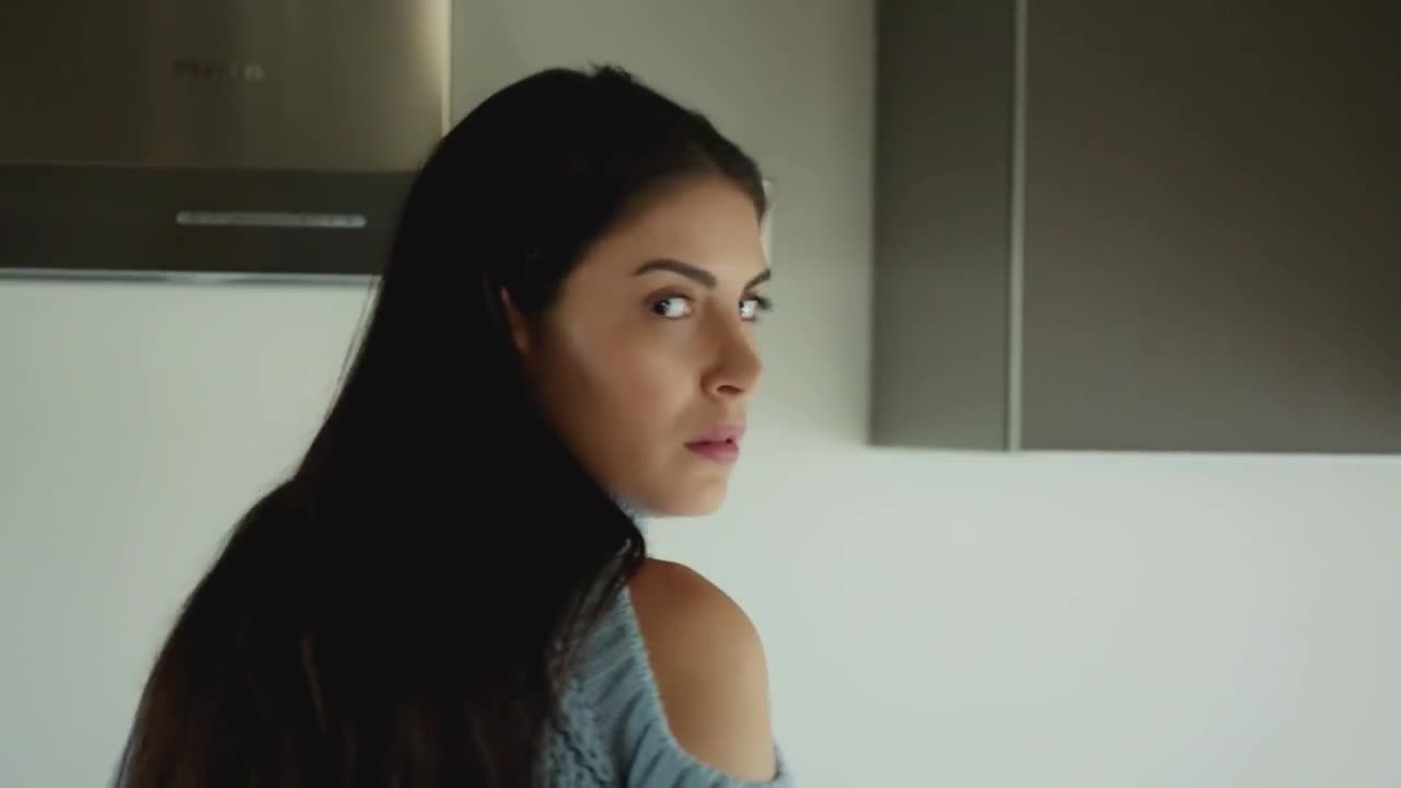 Кадры из сериала Госпожа Фазилет и ее дочери 60 серия 2 сезон (2017)