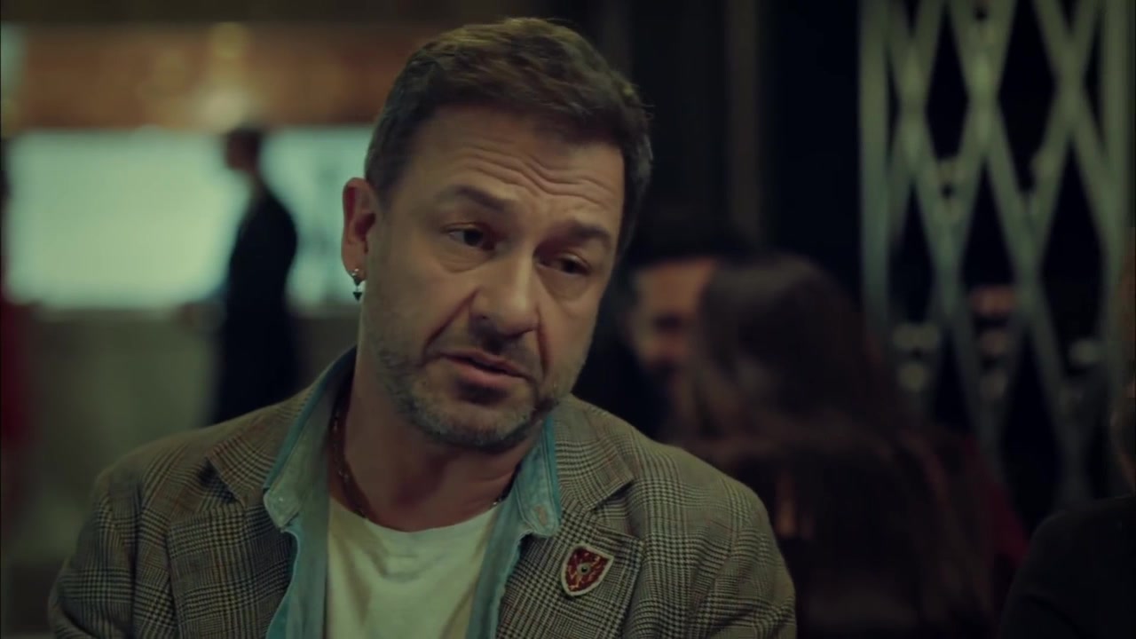 Кадры из сериала Стамбульская невеста (2017)