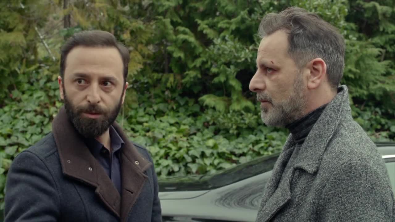 Кадры из сериала Фи, Чи, Пи 1 серия 1 сезон (2017)