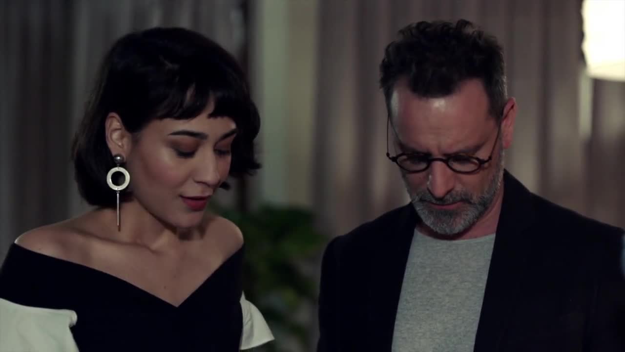 Кадры из сериала Фи, Чи, Пи 5 серия 1 сезон (2017)