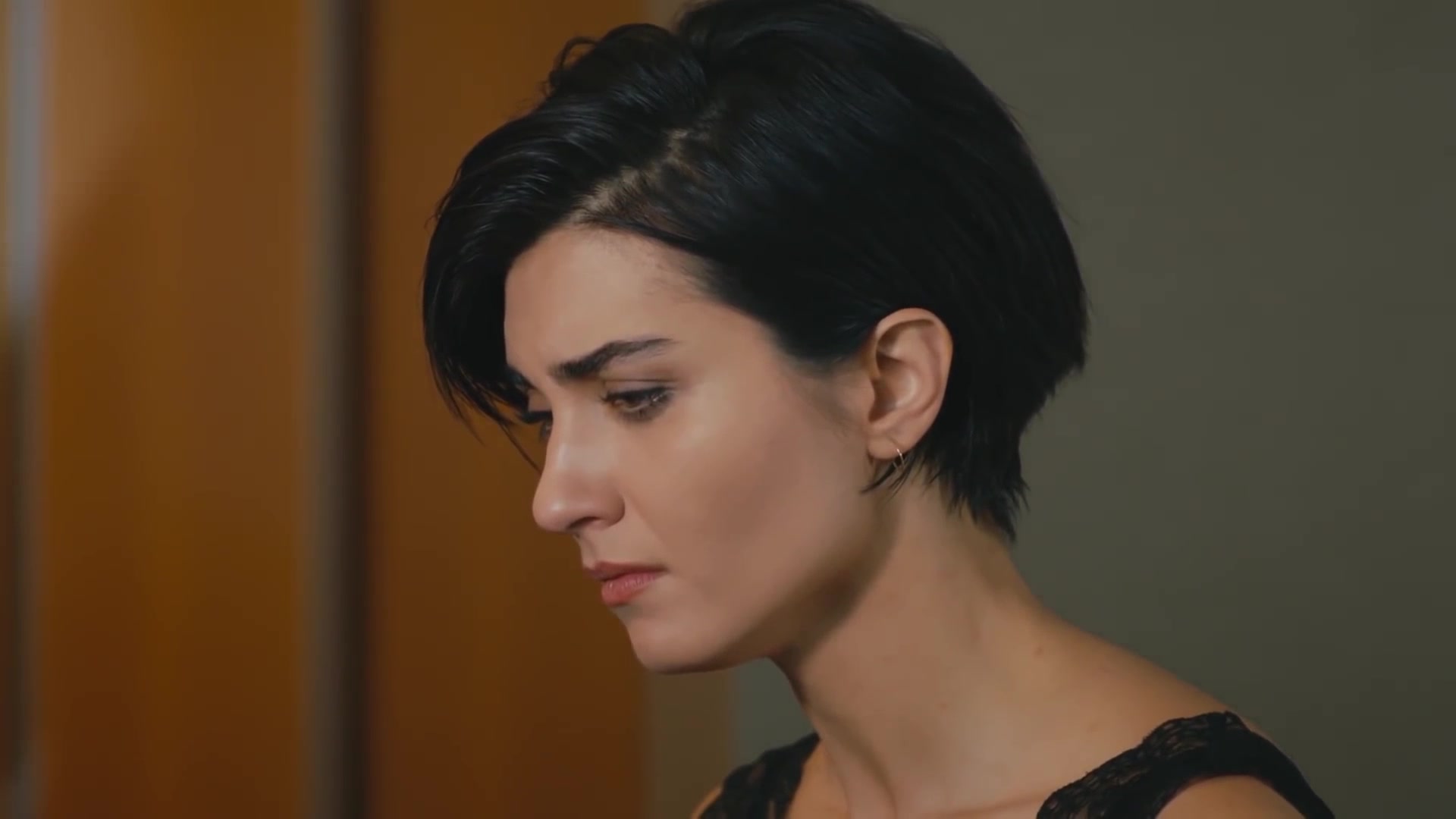 Кадры из сериала Отважный и красавица 29 серия 1 сезон (2016)