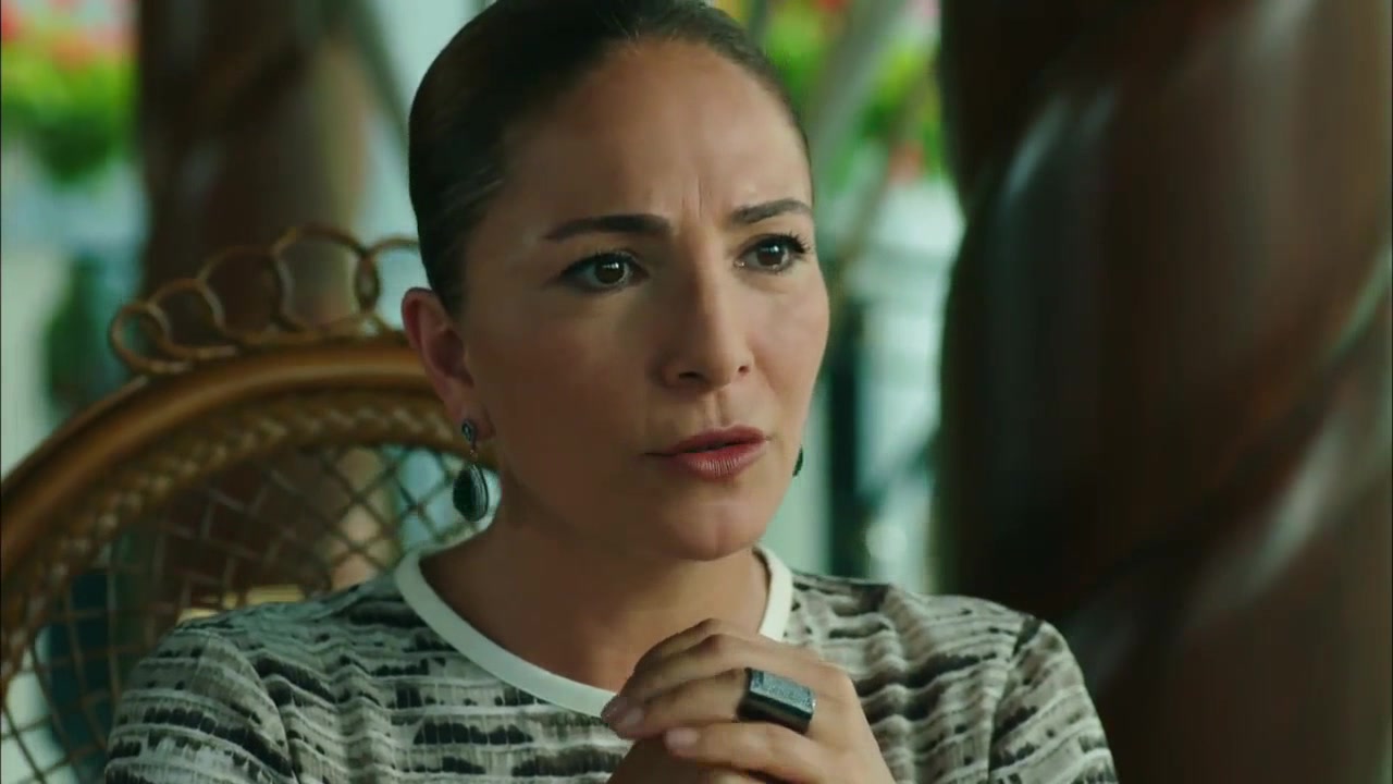 Кадры из сериала Дочери Гюнеш 12 серия 1 сезон (2015)