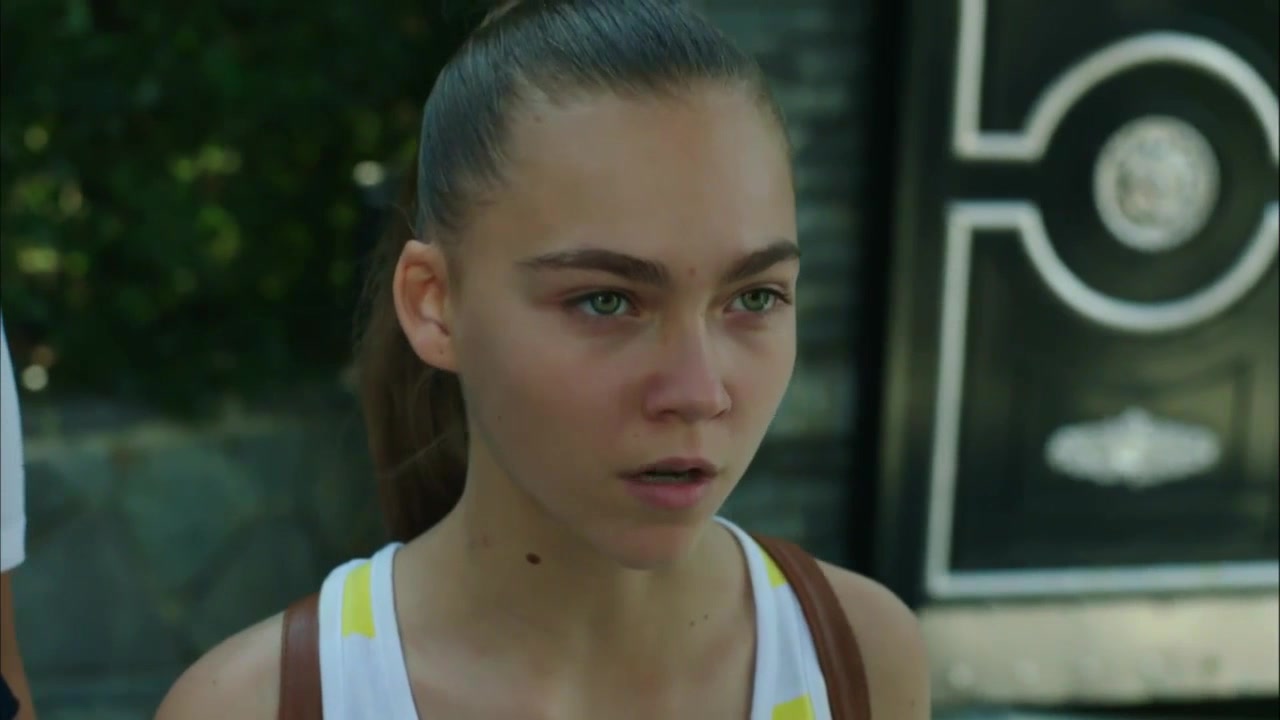 Кадры из сериала Дочери Гюнеш 16 серия 1 сезон (2015)