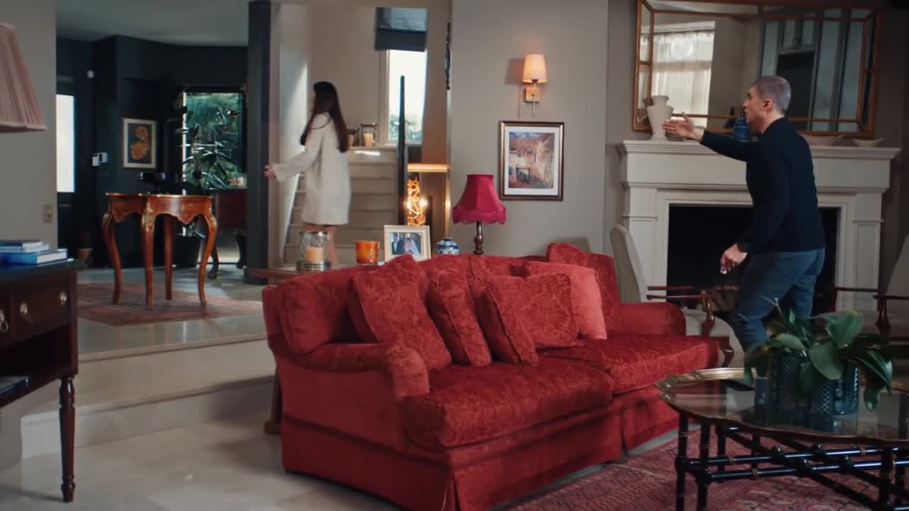 Кадры из сериала Красные бутоны 5 серия 1 сезон (2023)