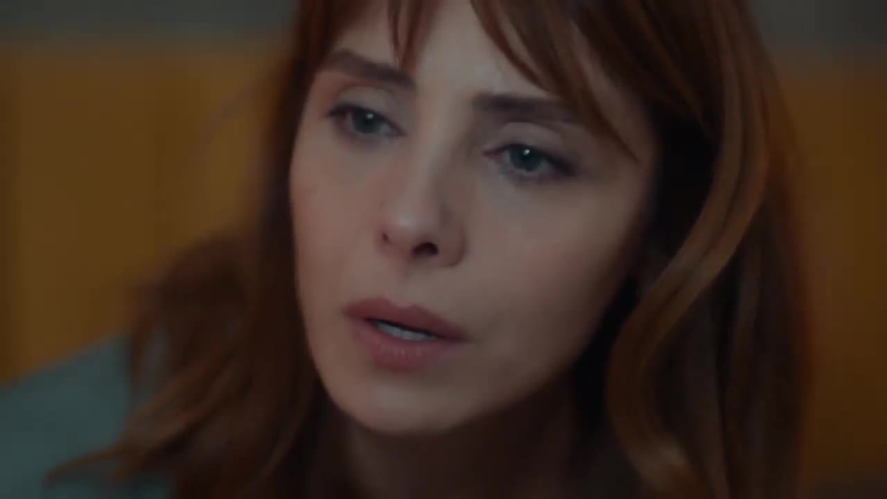 Кадры из сериала Бумажный дом 3 серия 1 сезон (2021)