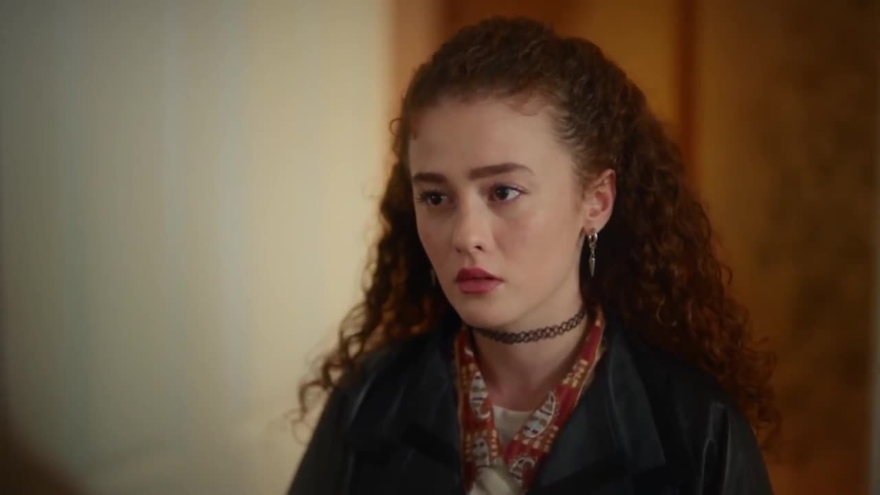 Кадры из сериала Моя мама – Анкара (2024)