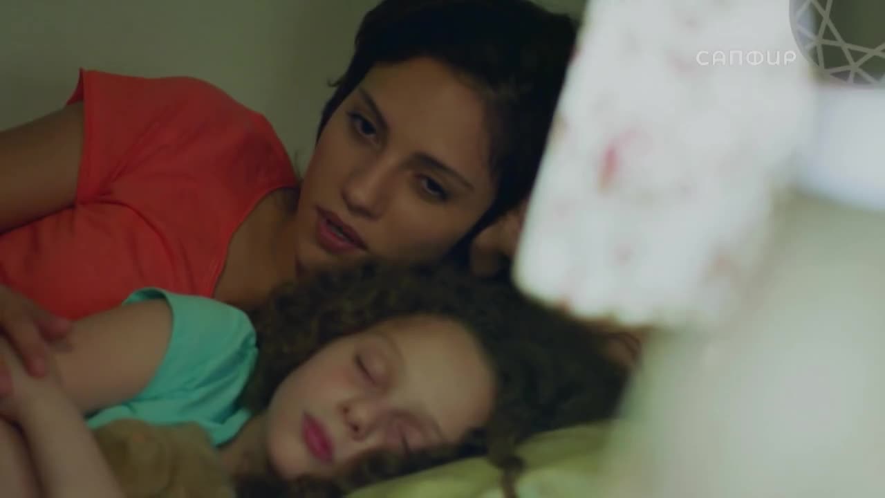 Кадры из сериала Светлячок 6 серия 1 сезон (2017)