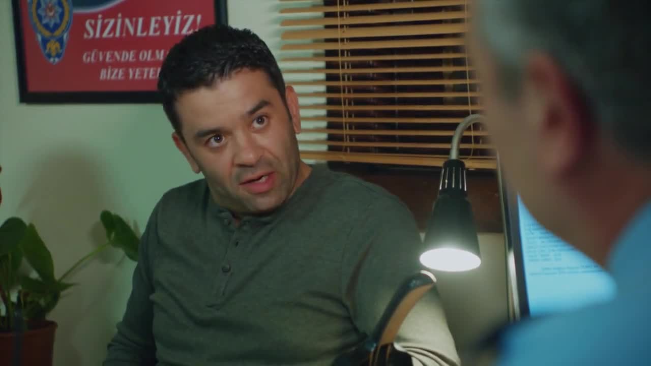 Кадры из сериала Кто из нас не любил? 9 серия 1 сезон (2016)